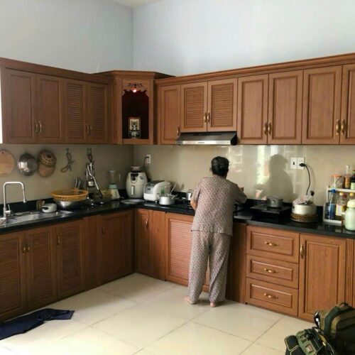 Tủ Bếp Nhôm Vân Gỗ Gold Door 