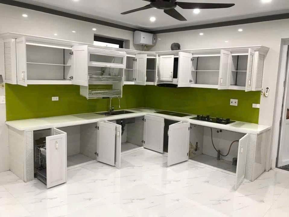 Tủ Bếp Cổ Điển