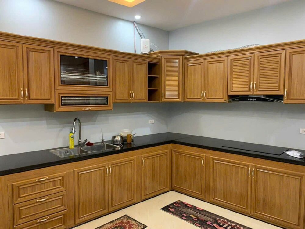 Tủ Bếp Nhôm Vân Gỗ Queen Việt