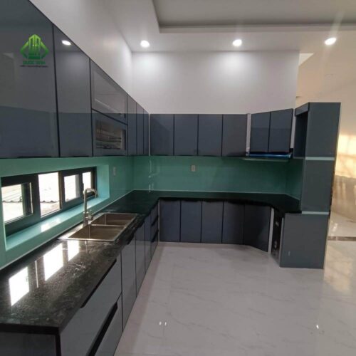Tủ Bếp Nhôm Kính Sơn Tĩnh Điện
