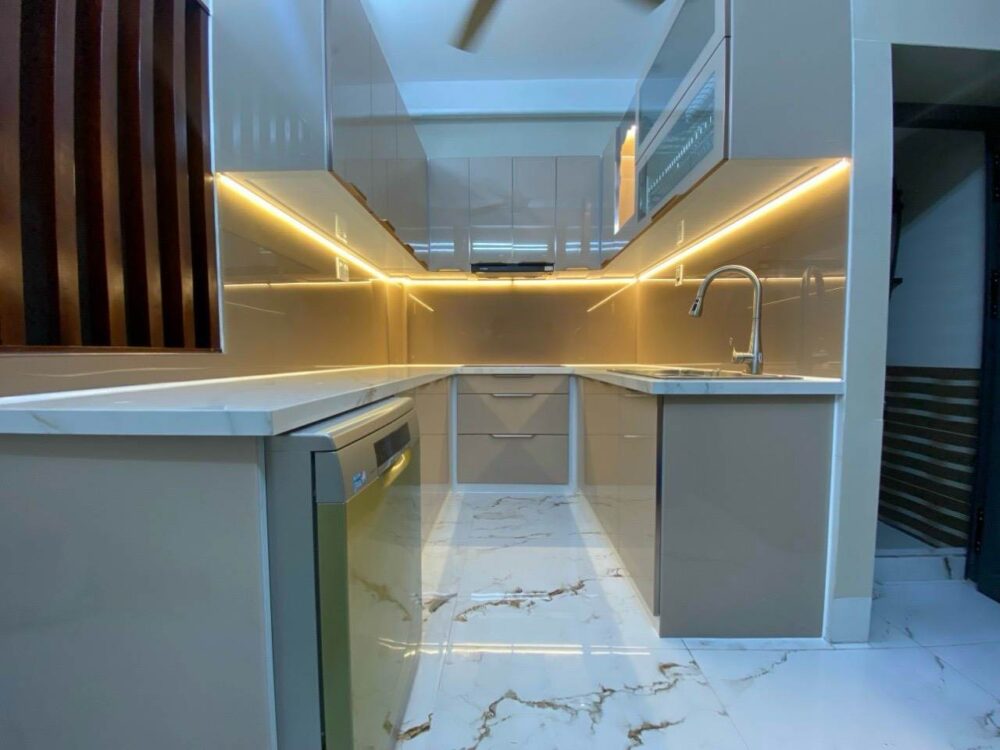 Tủ Bếp Cánh Kính