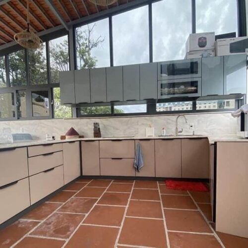 Tủ Bếp Nhôm Hợp Kim